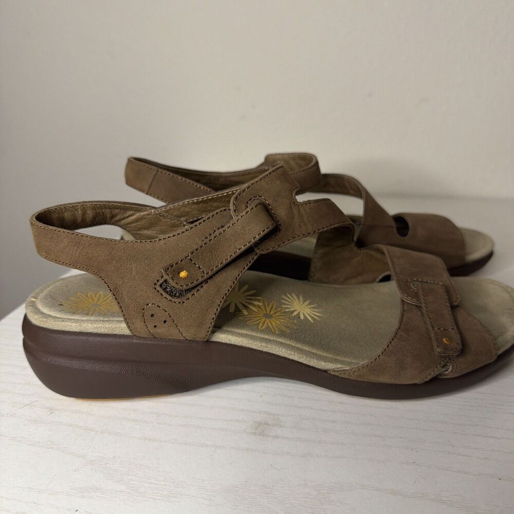 Dansko Irene Sandals Shoes Sz Eu 40 US 9.5 Brown Suede Strappy Slip Resistant